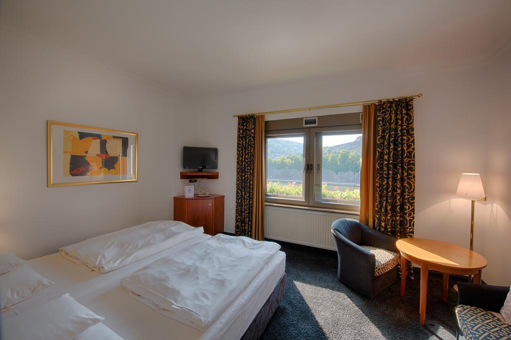 Hotel & Restaurant Walfisch Würzburg Eksteriør billede