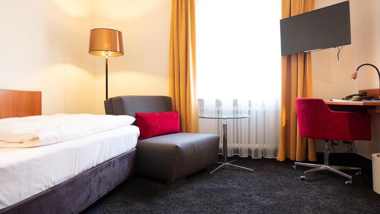 Hotel & Restaurant Walfisch Würzburg Eksteriør billede