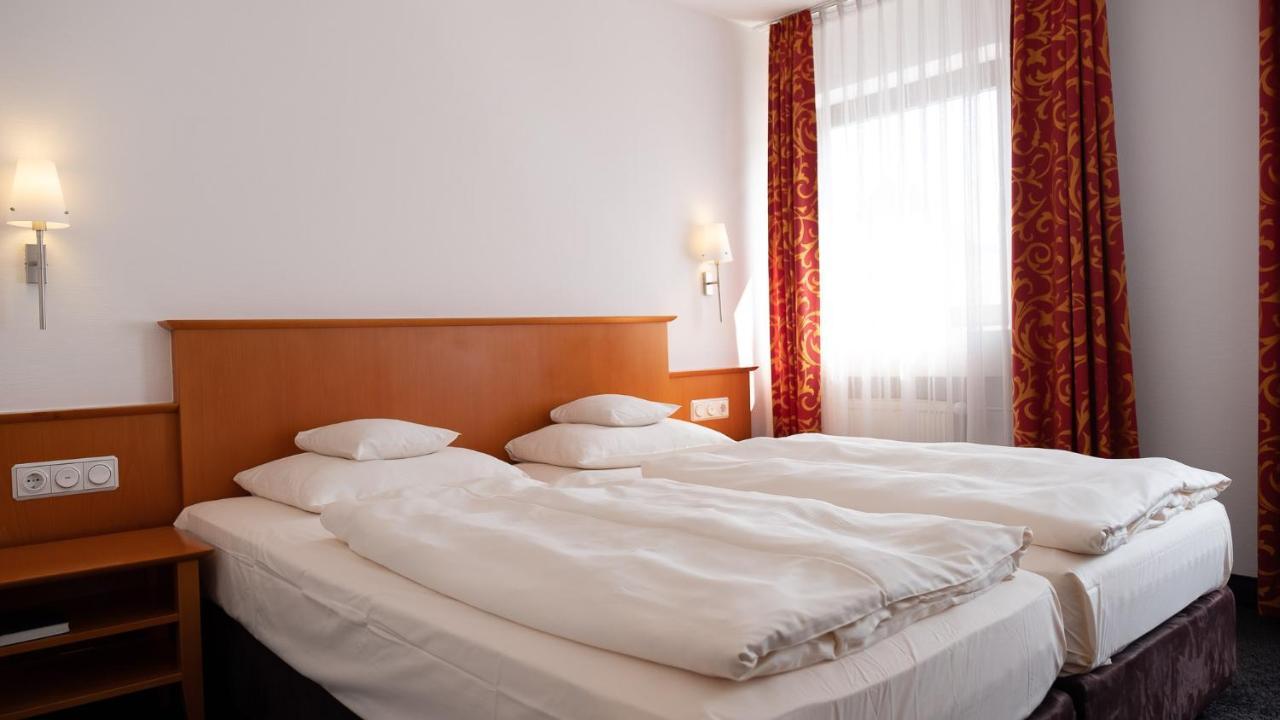 Hotel & Restaurant Walfisch Würzburg Eksteriør billede
